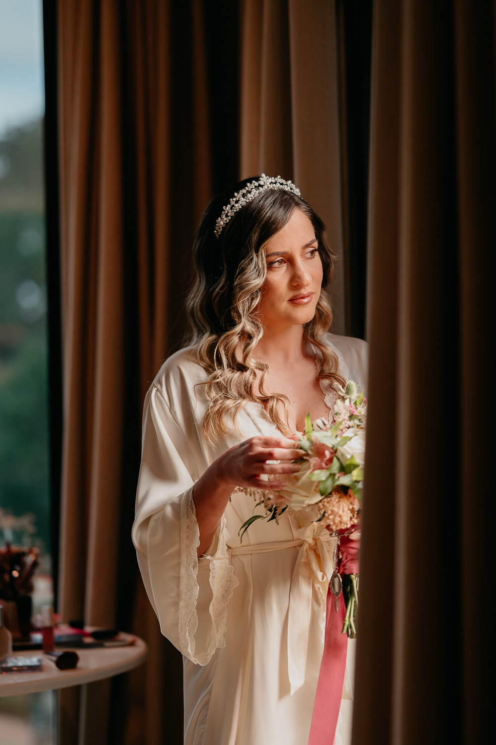 Novios fotografiados con elegancia por Pablo Varela